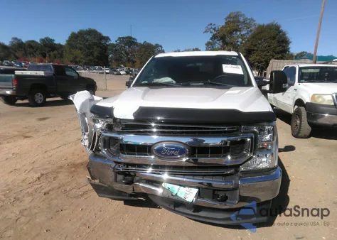 2020 Ford F250 Super Duty z USA, uszkodzony, nr VIN 1FT7W2B68LED23682